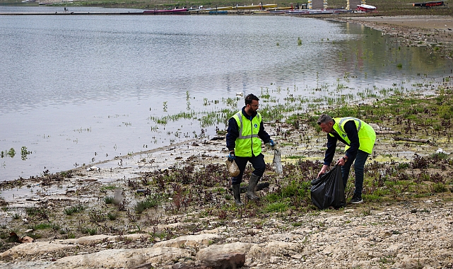 Göl Çevresinde Büyük Temizlik 