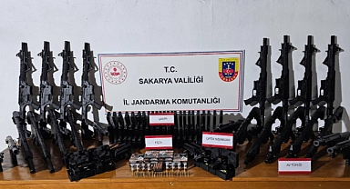 Jandarma'dan Kaçak Silah Baskını