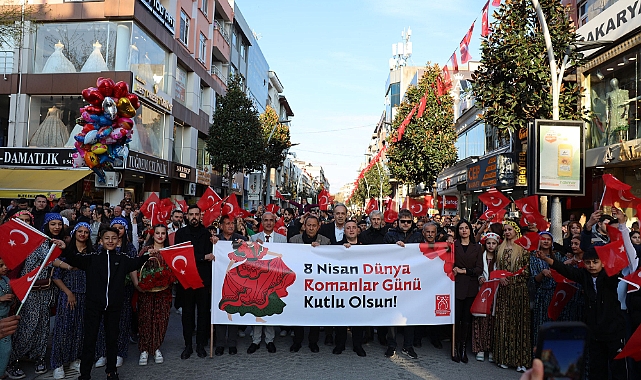 Roman Kültürü Şenliği Şölene Dönüştü 