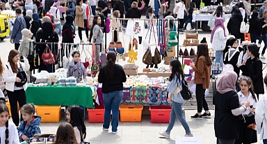 Sakarya'dan Gazze Yararına Hayır Çarşısı