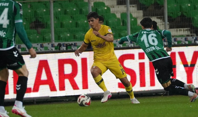 Sakaryaspor İstanbulspor ile 2-2 Berabere Kaldı