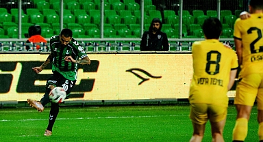 Sakaryaspor İstanbulspor ile 2-2 Berabere Kaldı