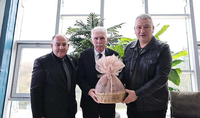 Serdivan Muhtarlar Zirvesinde 16 İlçe Tek Sofrada Buluştu