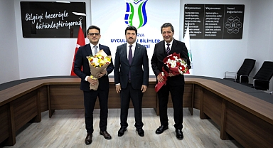 SUBÜ'de Bayrak Değişimi 