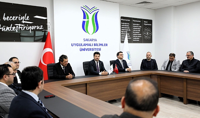 SUBÜ'de Bayrak Değişimi 