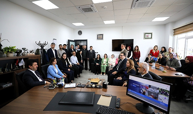 SUBÜ’nün Sağlık Birimlerinde Bayrak Değişimi 