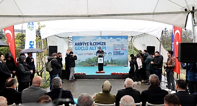 Arifiye'de Atatürk Caddesi Baştan Sona Yenileniyor 