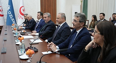 Başkan Dinç: Yerel Yönetimler Diplomaside Aktif Rol Almalı