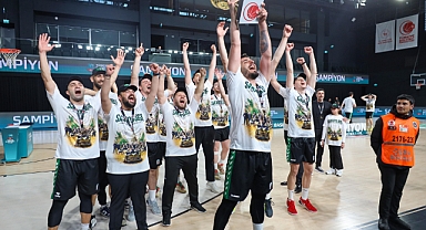 Şampiyon Büyükşehir Basketbol! 