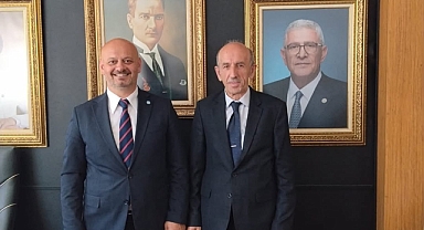 Hendek’te İYİ Parti’de Görev Değişimi 