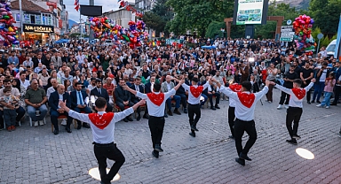 MHP'den Türkiye Yüzyılı İçin Ülküde Birlik Şöleni