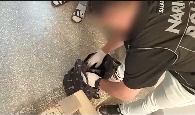 Otobüsle Uyuşturucu Taşıyan 2 Şüpheli Tutuklandı