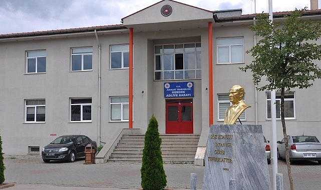 Skandal Davada Hapis ve Para Cezası 