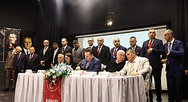 MHP'de İlçe Kongreleri Adapazarı ile Başladı