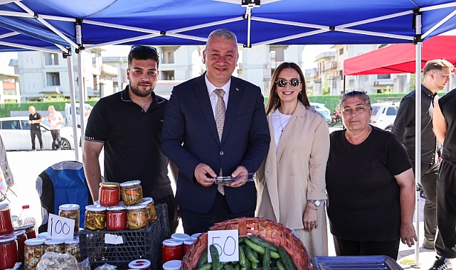 Serdivan Köylü Pazarı Hizmete Açıldı