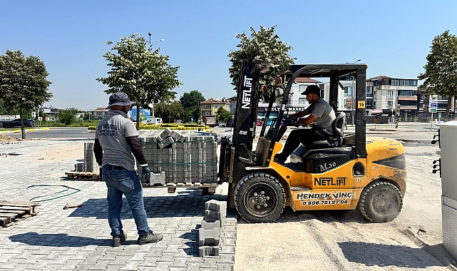 Serdivan Köylü Pazarı'nda Çalışmalar Sürüyor