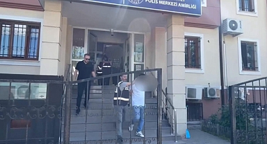 Polisten Otele Fuhuş Operasyonu 